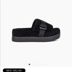 Ugg slides brand new